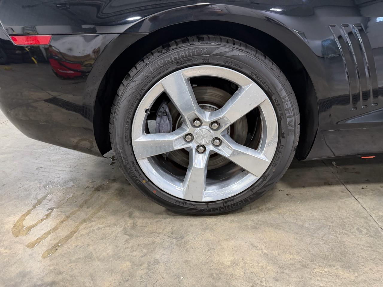 Chevrolet Camaro 2dr Cpe 2SS 2010