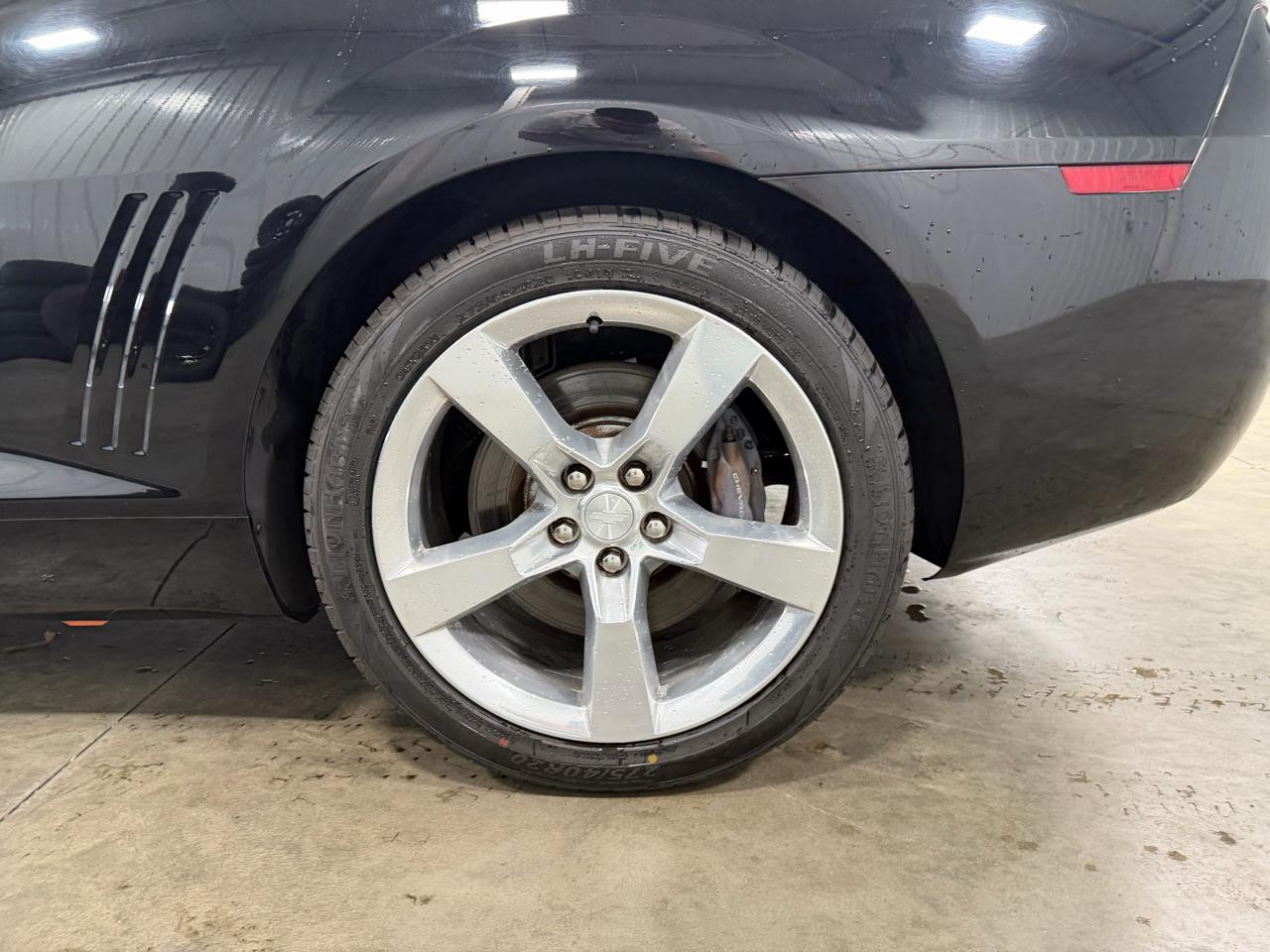 Chevrolet Camaro 2dr Cpe 2SS 2010