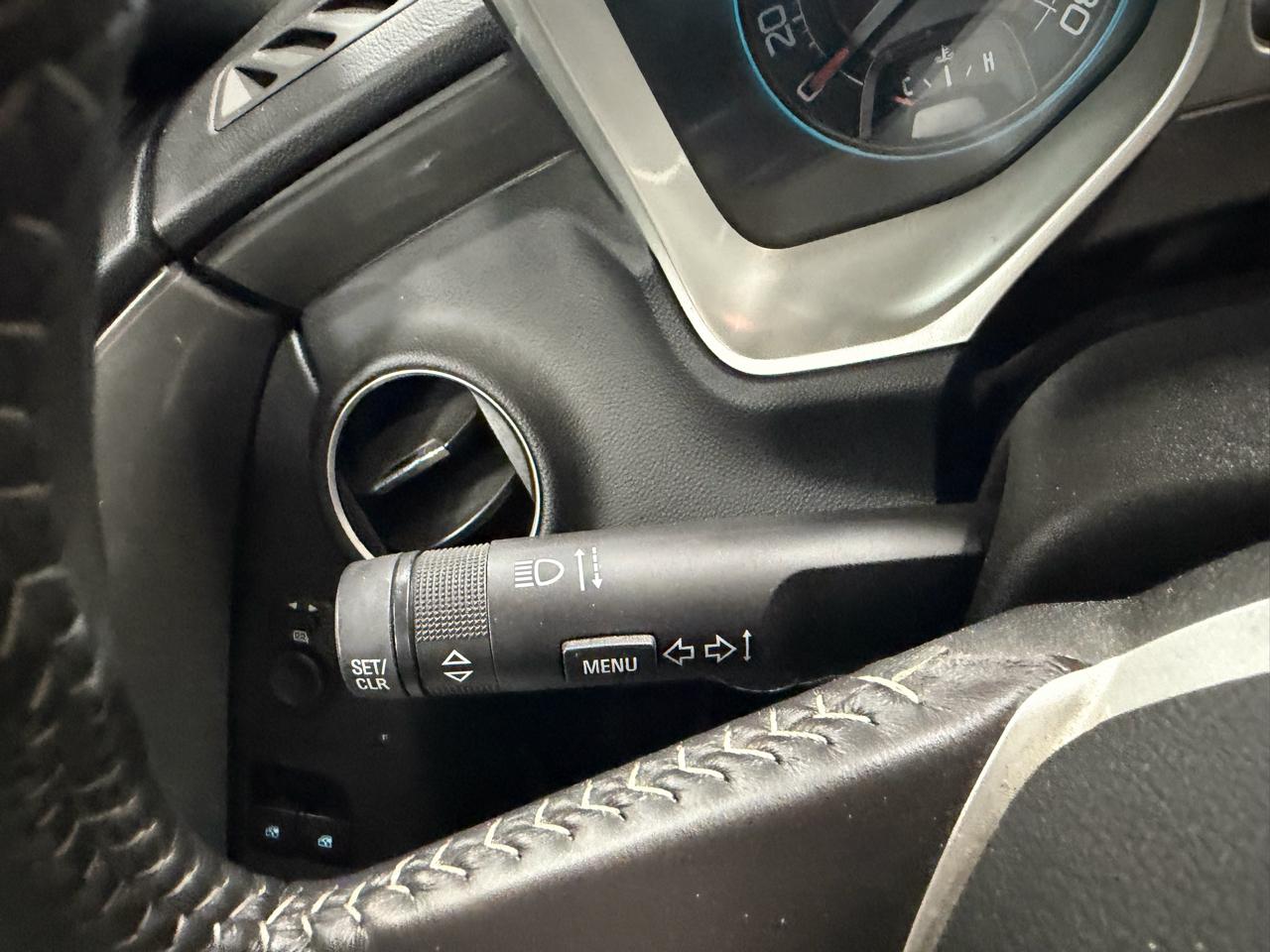 Chevrolet Camaro 2dr Cpe 2SS 2010