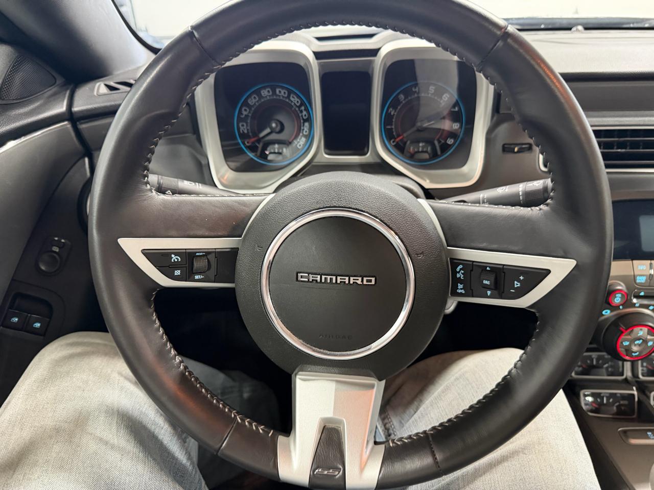 Chevrolet Camaro 2dr Cpe 2SS 2010