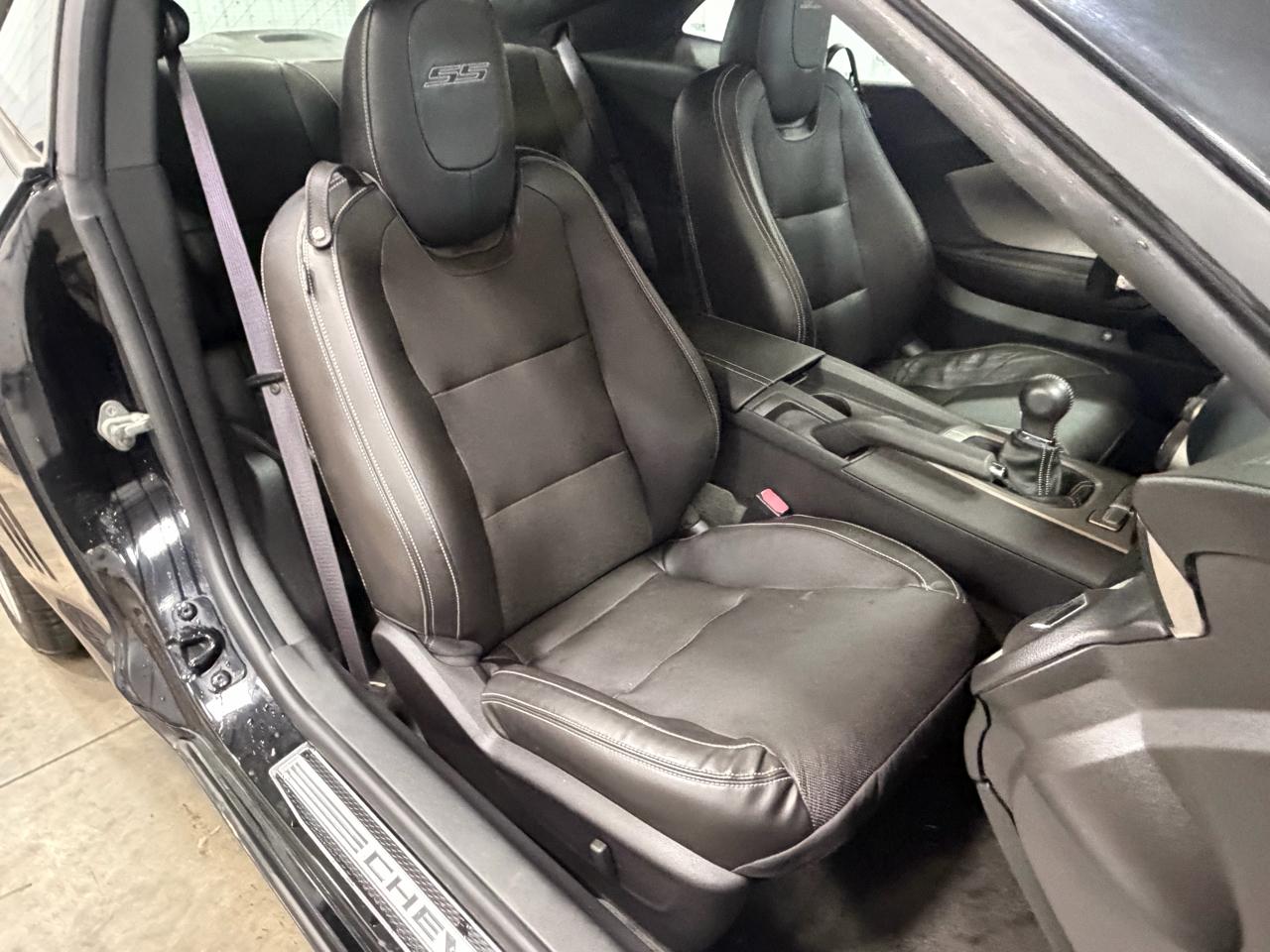 Chevrolet Camaro 2dr Cpe 2SS 2010