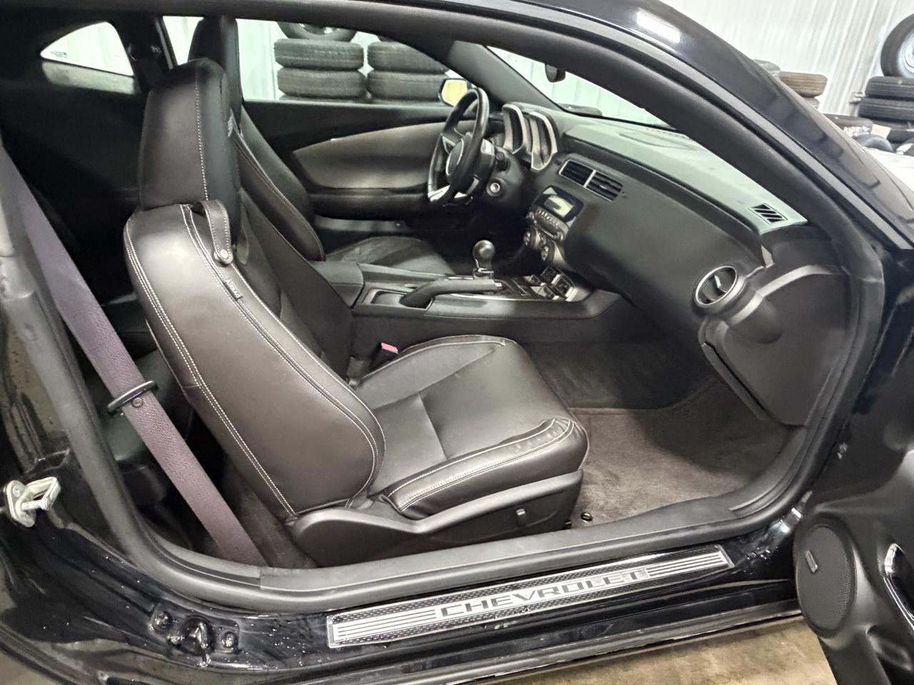 Chevrolet Camaro 2dr Cpe 2SS 2010