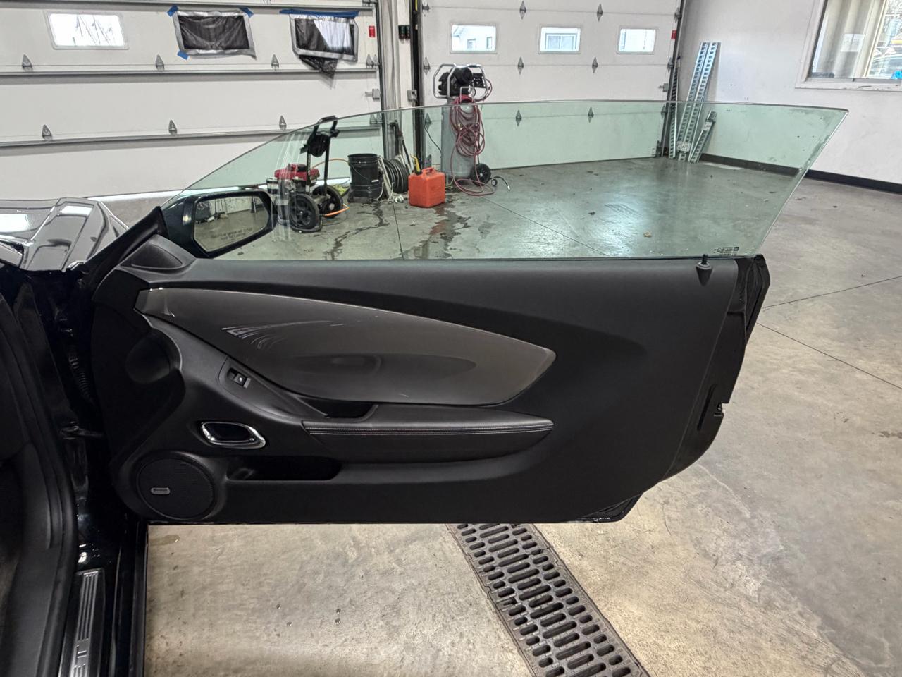 Chevrolet Camaro 2dr Cpe 2SS 2010