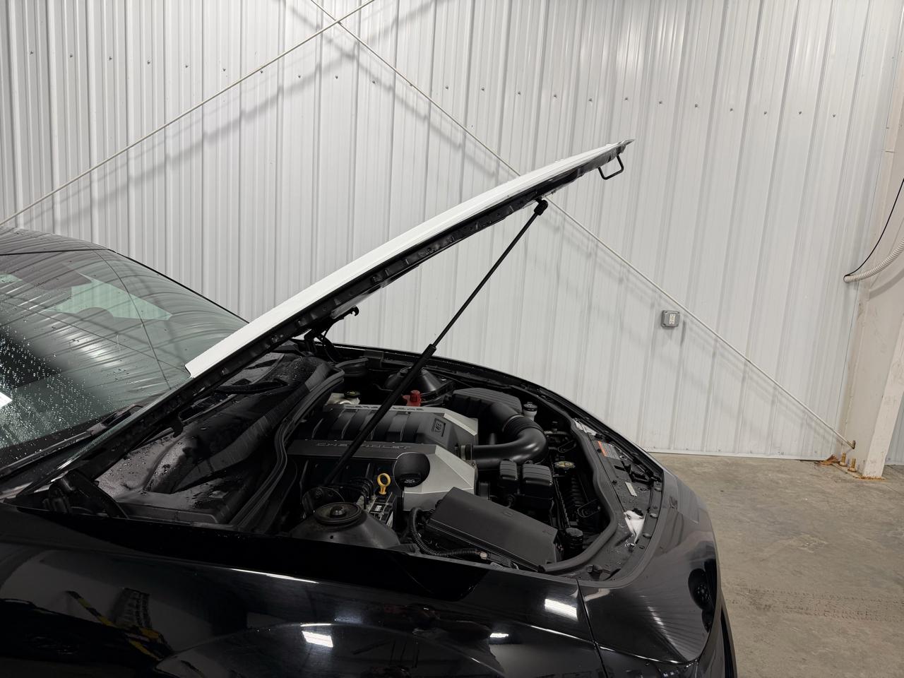 Chevrolet Camaro 2dr Cpe 2SS 2010