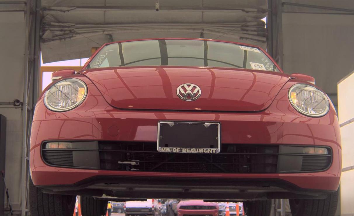 Volkswagen Beetle Convertible 2dr Auto 1.8T 2015