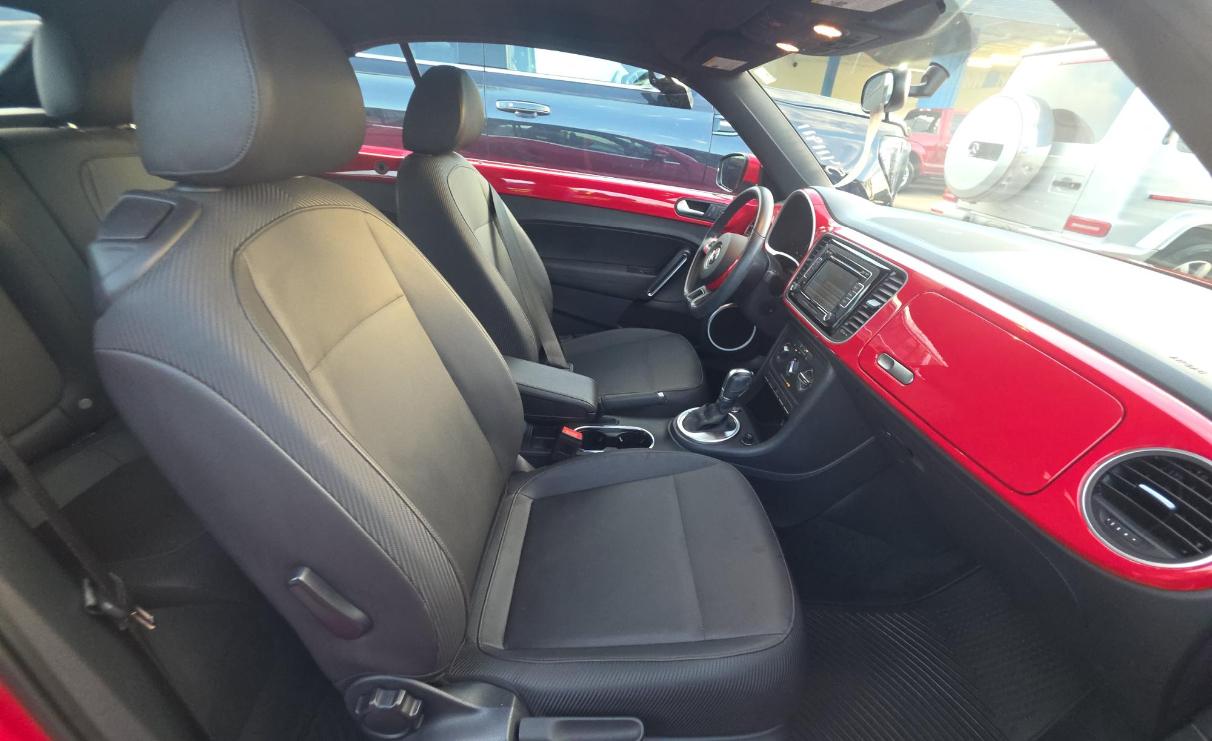 Volkswagen Beetle Convertible 2dr Auto 1.8T 2015