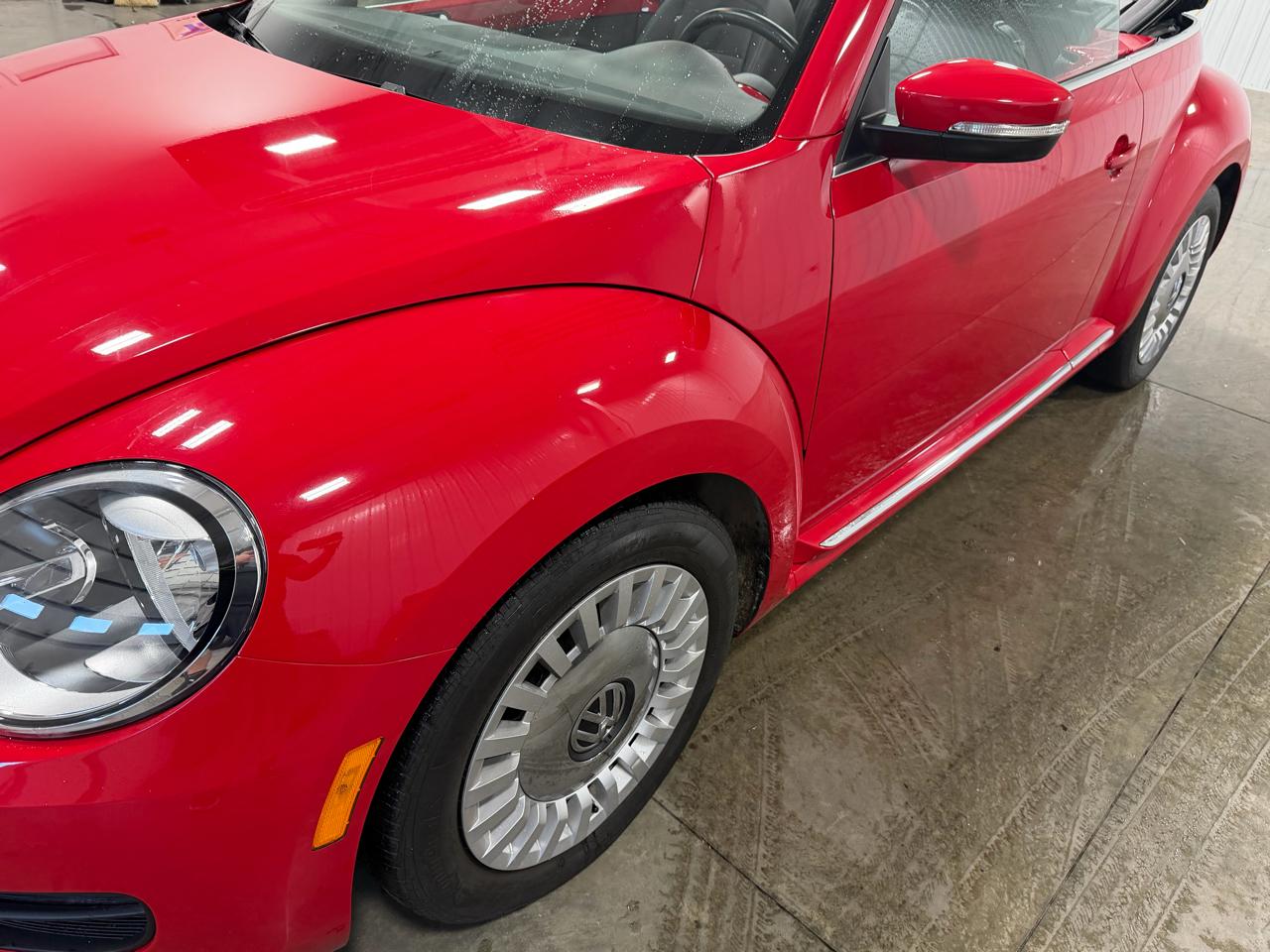 Volkswagen Beetle Convertible 2dr Auto 1.8T 2015