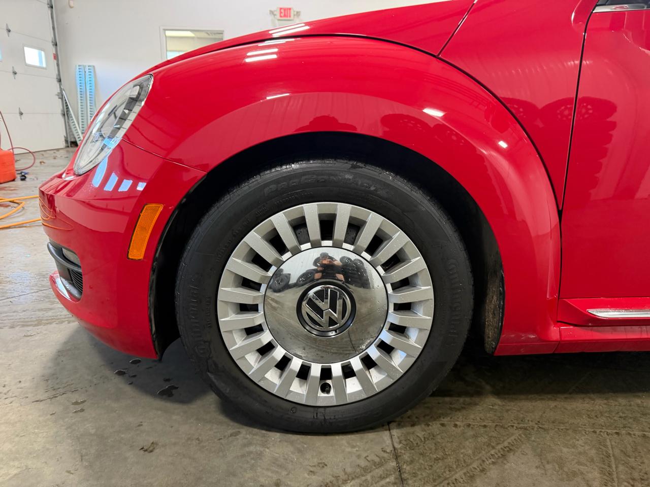 Volkswagen Beetle Convertible 2dr Auto 1.8T 2015