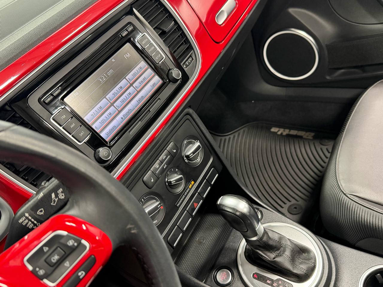 Volkswagen Beetle Convertible 2dr Auto 1.8T 2015