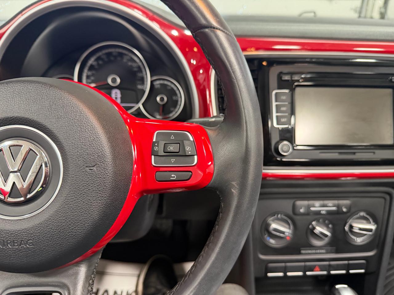 Volkswagen Beetle Convertible 2dr Auto 1.8T 2015