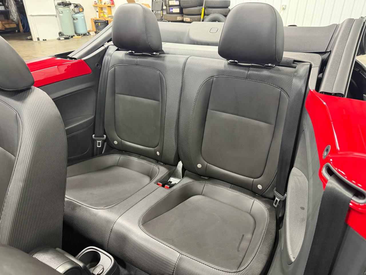 Volkswagen Beetle Convertible 2dr Auto 1.8T 2015