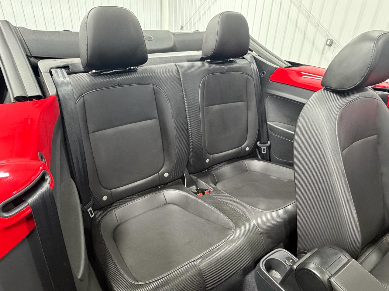 Volkswagen Beetle Convertible 2dr Auto 1.8T 2015