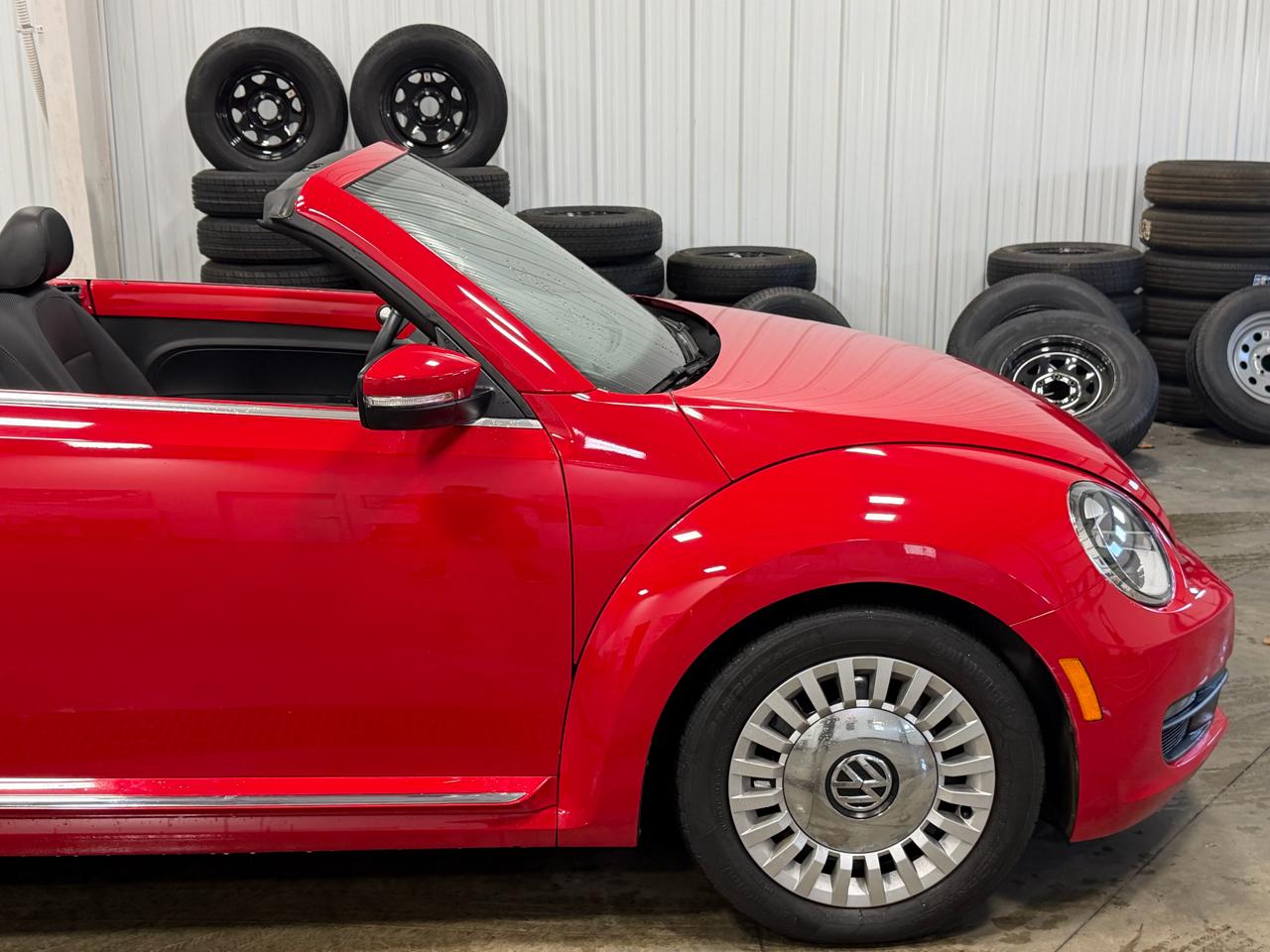 Volkswagen Beetle Convertible 2dr Auto 1.8T 2015