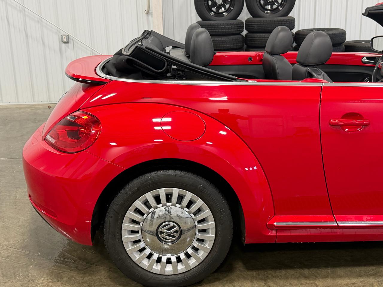 Volkswagen Beetle Convertible 2dr Auto 1.8T 2015