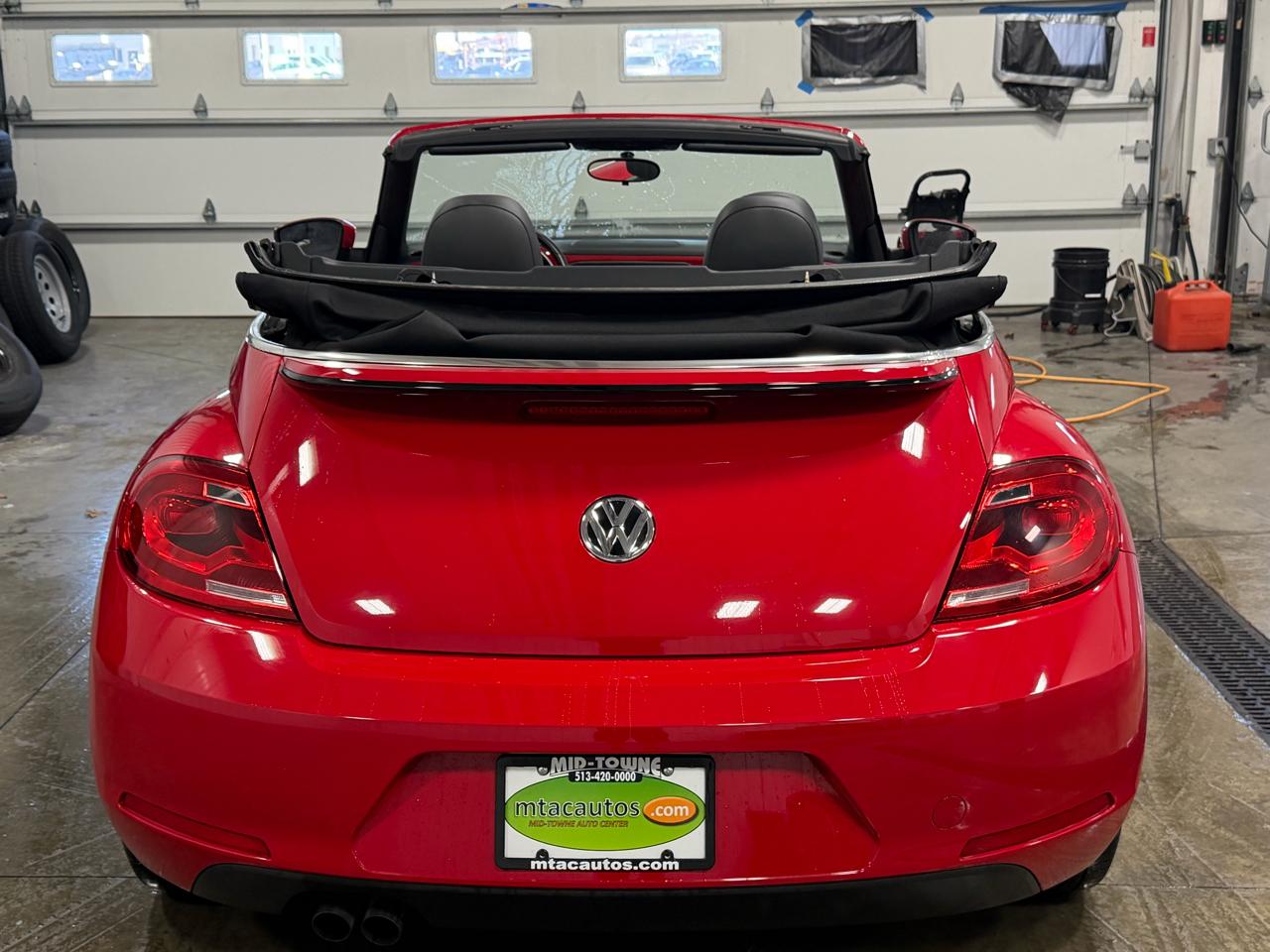 Volkswagen Beetle Convertible 2dr Auto 1.8T 2015