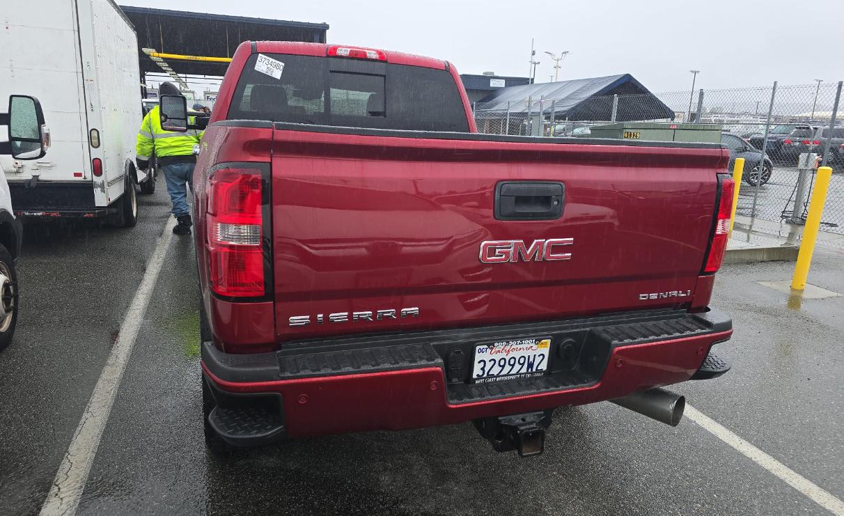 GMC Sierra 2500HD 4WD Crew Cab 153.7" Denali 2018