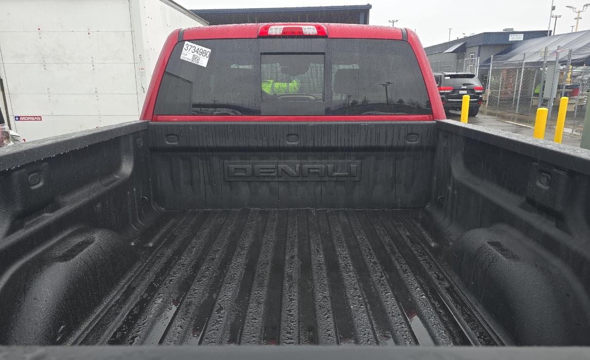 GMC Sierra 2500HD 4WD Crew Cab 153.7" Denali 2018