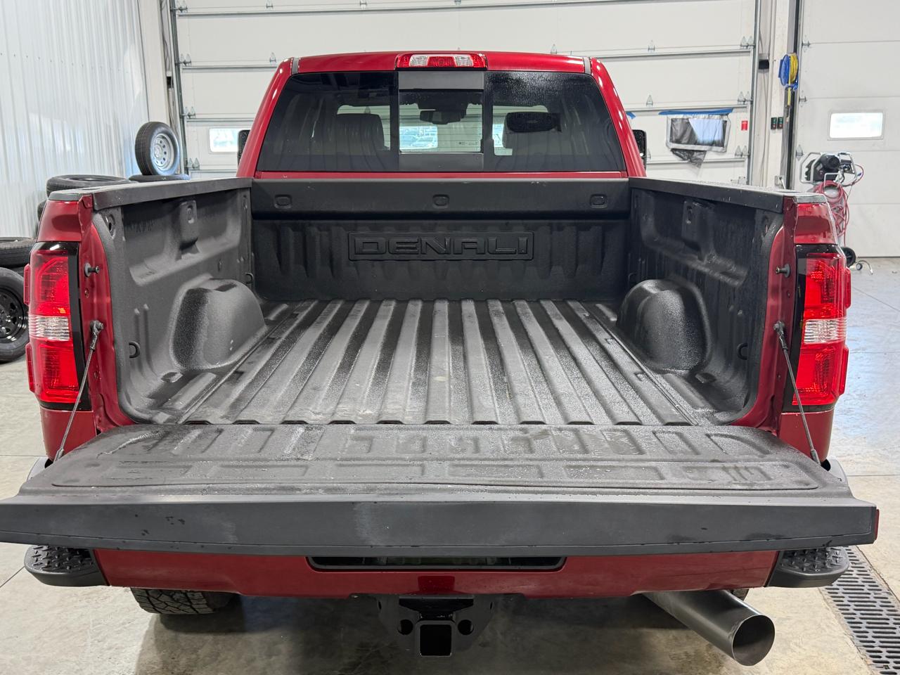 GMC Sierra 2500HD 4WD Crew Cab 153.7" Denali 2018