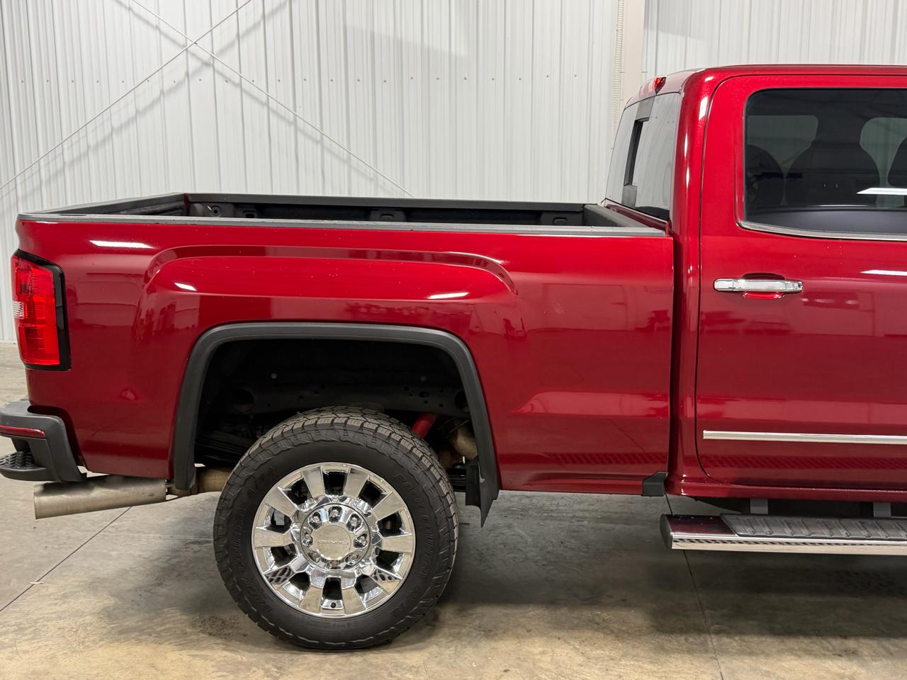 GMC Sierra 2500HD 4WD Crew Cab 153.7" Denali 2018