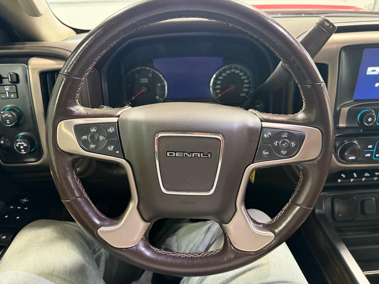GMC Sierra 2500HD 4WD Crew Cab 153.7" Denali 2018