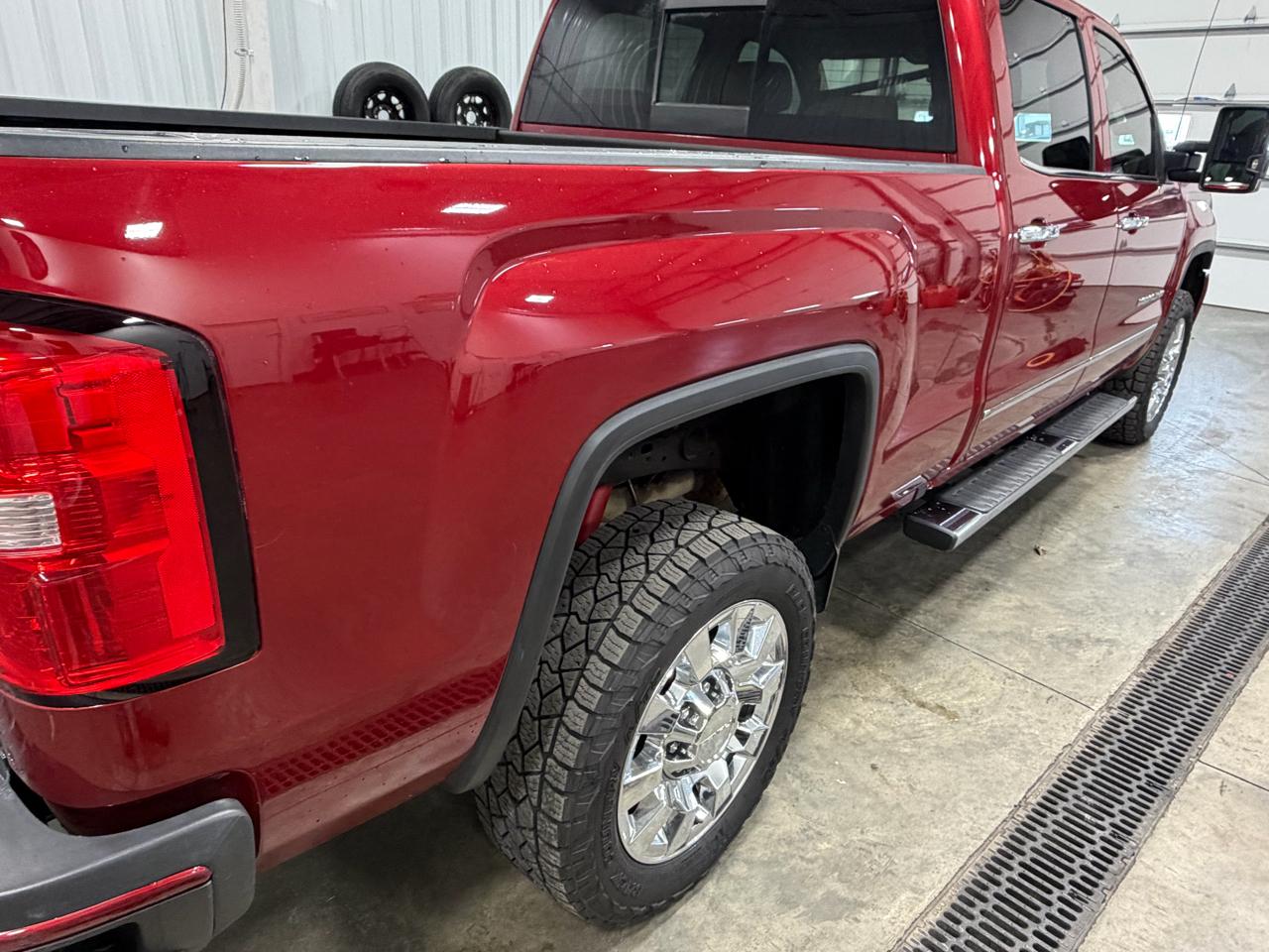 GMC Sierra 2500HD 4WD Crew Cab 153.7" Denali 2018