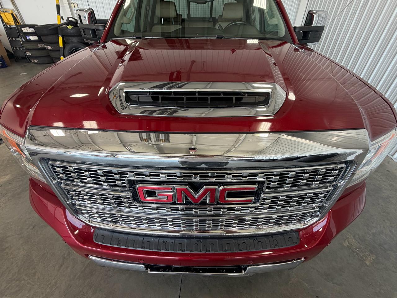 GMC Sierra 2500HD 4WD Crew Cab 153.7" Denali 2018