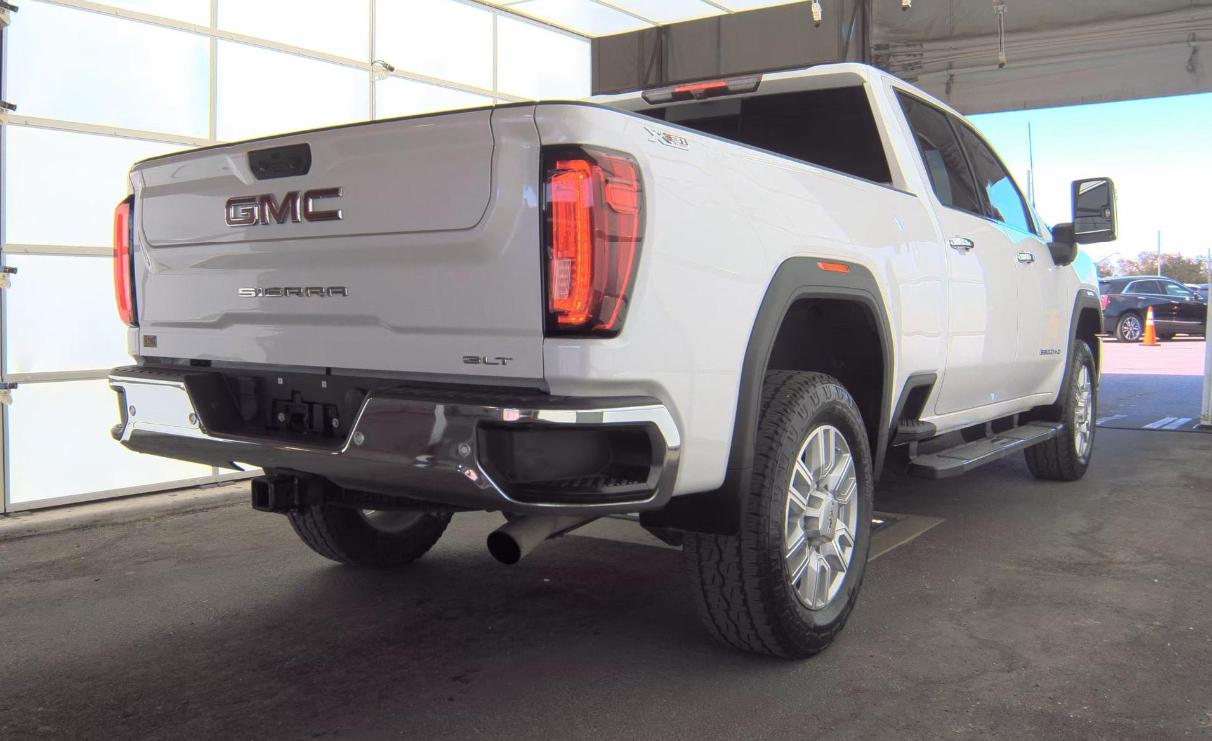 GMC Sierra 2500HD 4WD Crew Cab 159" SLT 2021