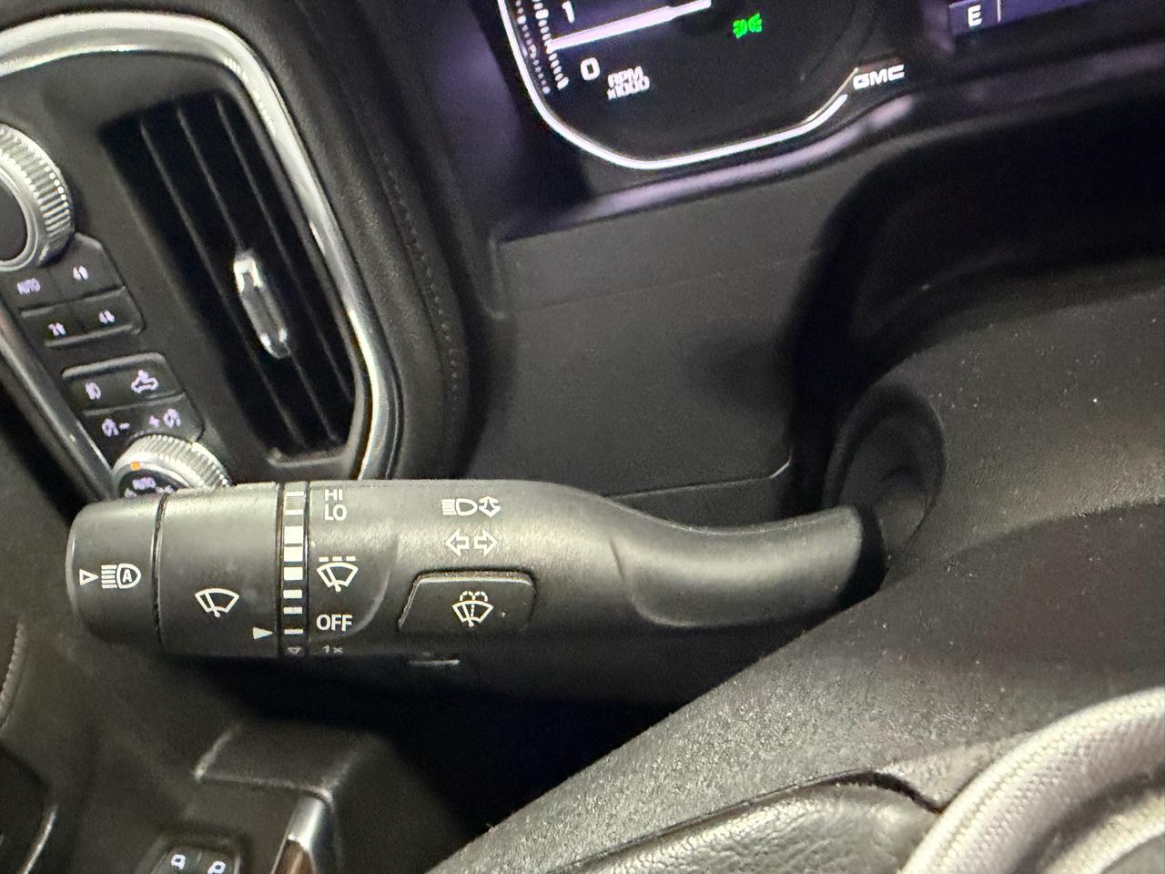 GMC Sierra 2500HD 4WD Crew Cab 159" SLT 2021