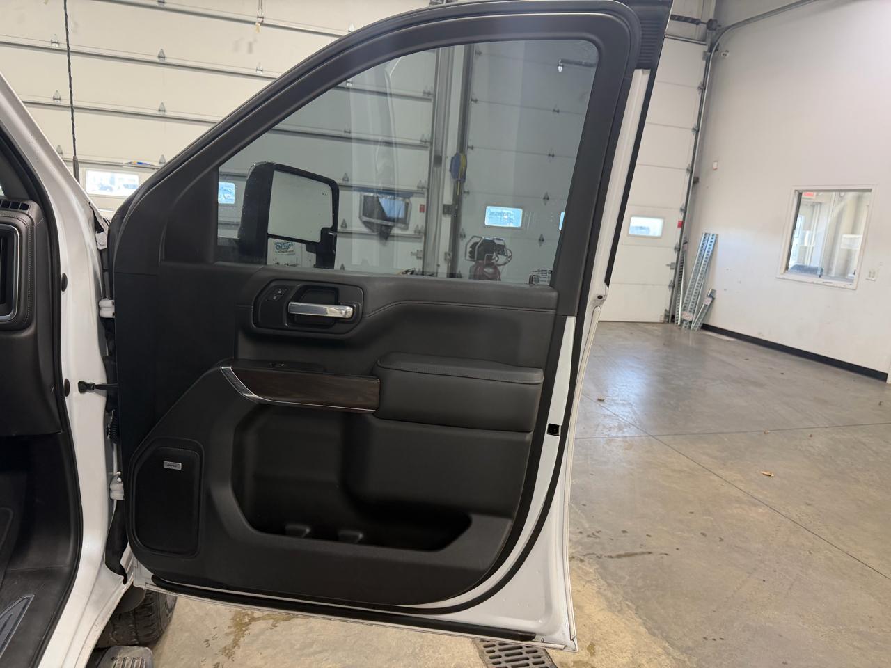 GMC Sierra 2500HD 4WD Crew Cab 159" SLT 2021