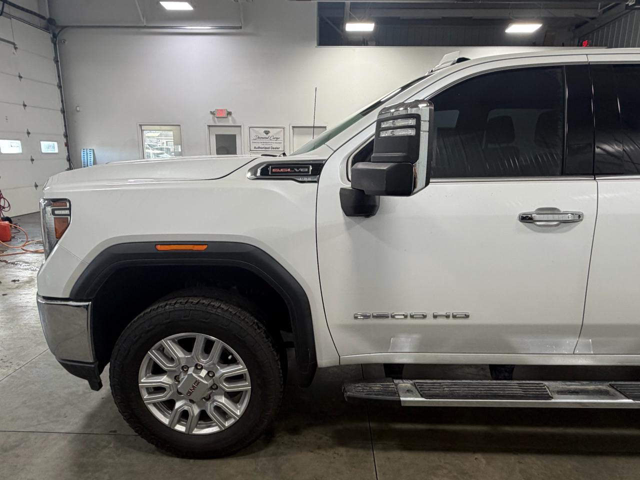 GMC Sierra 2500HD 4WD Crew Cab 159" SLT 2021