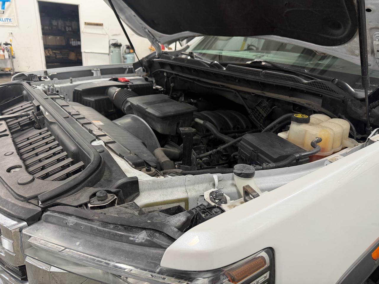 GMC Sierra 2500HD 4WD Crew Cab 159" SLT 2021