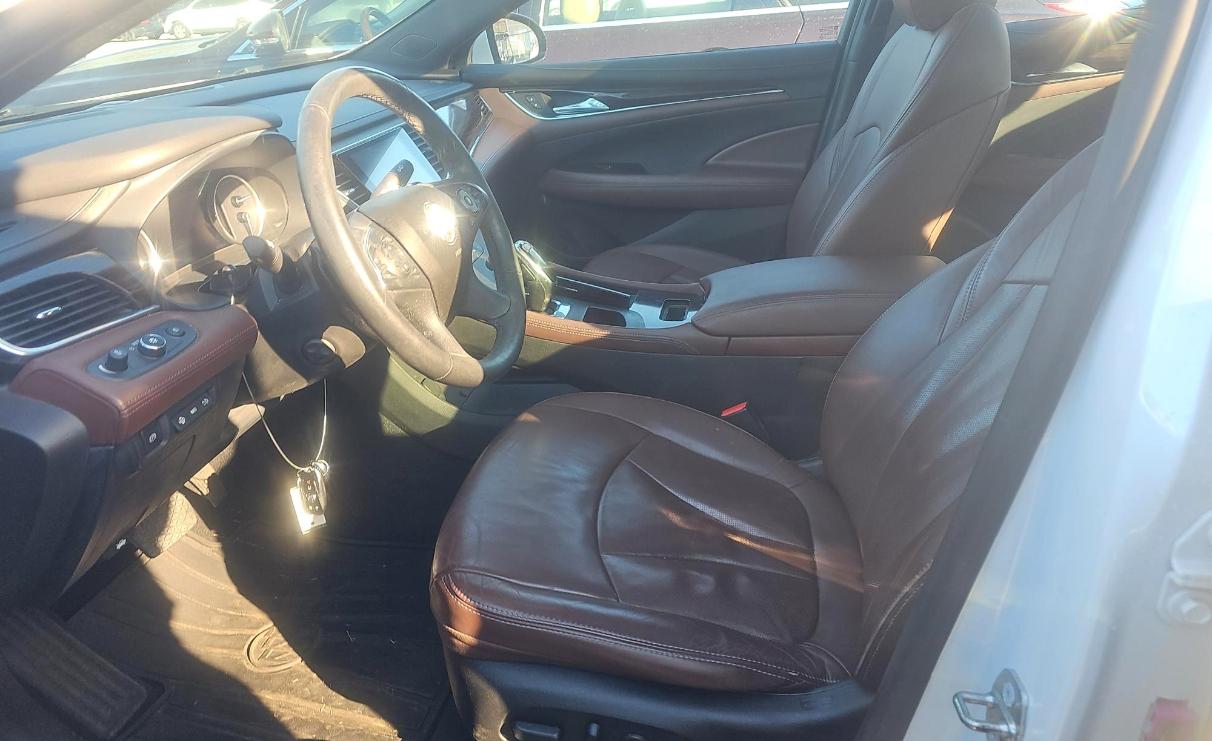 Buick LaCrosse 4dr Sdn Avenir AWD 2018