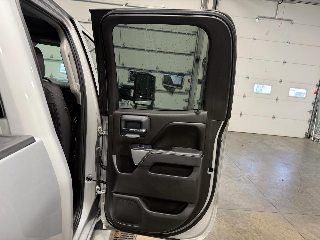 Chevrolet Silverado 2500HD 4WD Double Cab 158.1" LT 2016