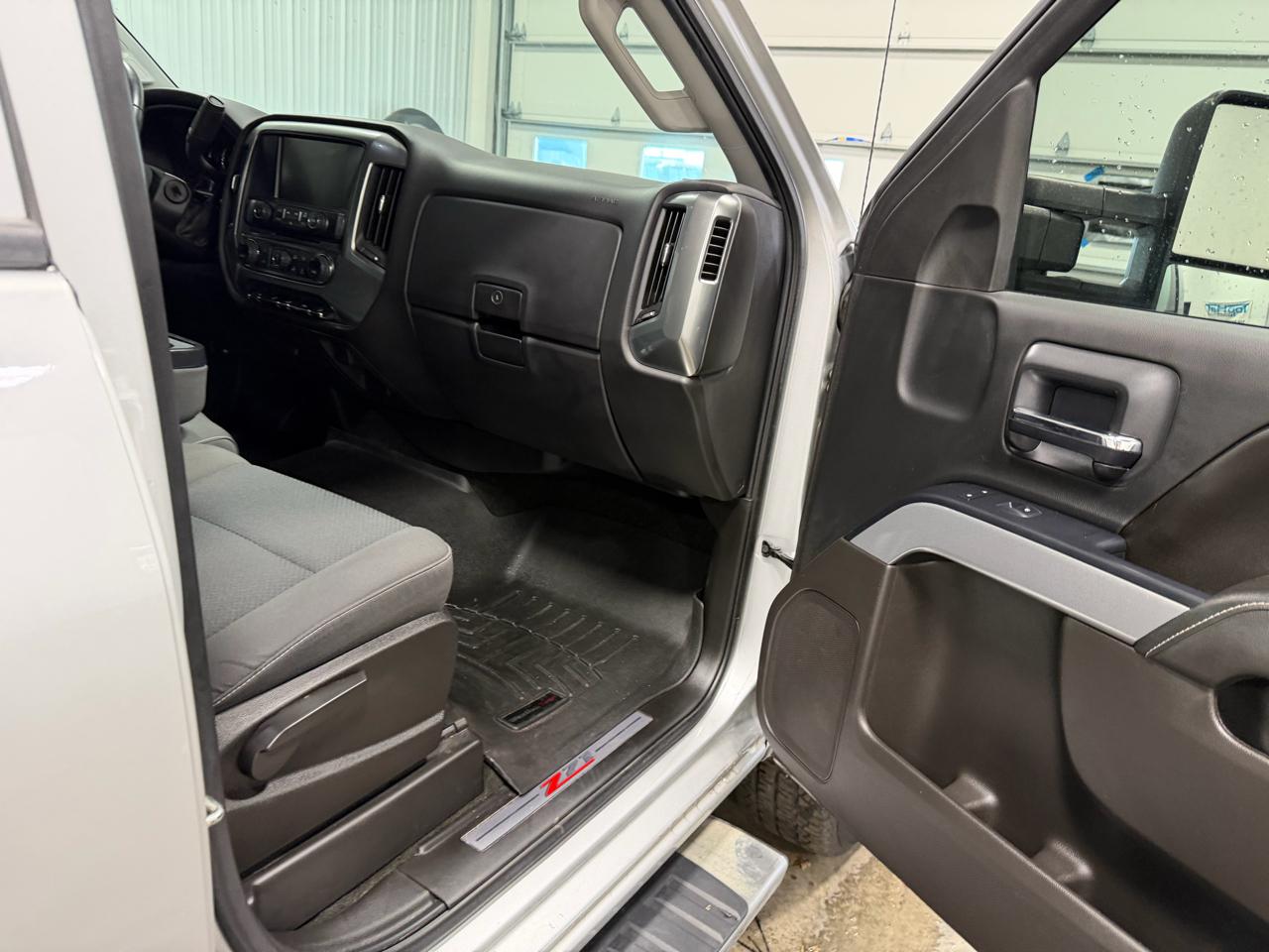 Chevrolet Silverado 2500HD 4WD Double Cab 158.1" LT 2016