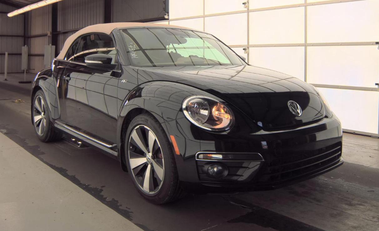 Volkswagen Beetle Convertible 2dr DSG 2.0T R-Line 2014