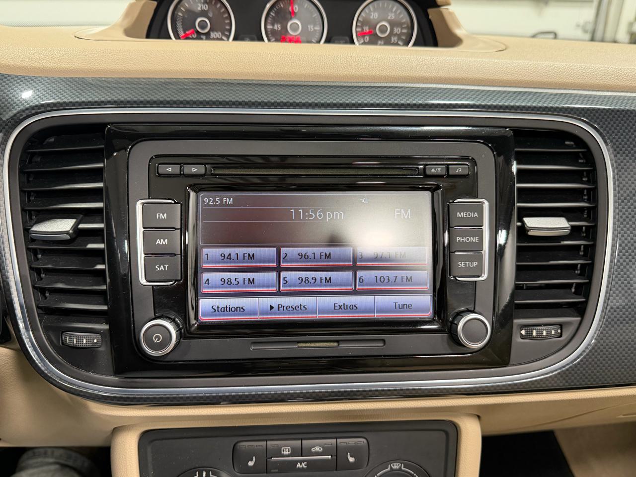 Volkswagen Beetle Convertible 2dr DSG 2.0T R-Line 2014