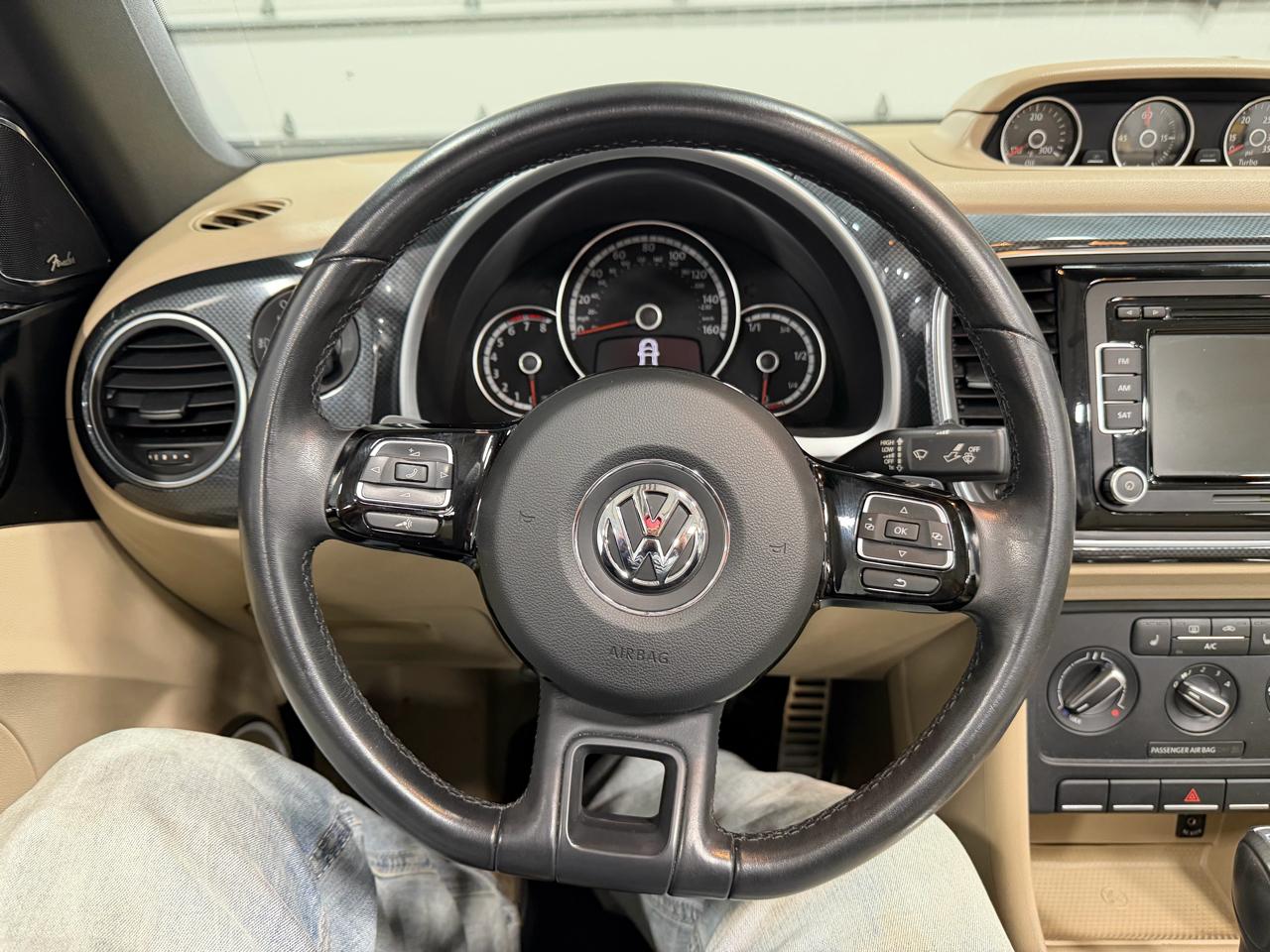 Volkswagen Beetle Convertible 2dr DSG 2.0T R-Line 2014