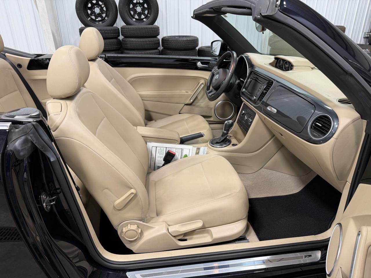 Volkswagen Beetle Convertible 2dr DSG 2.0T R-Line 2014