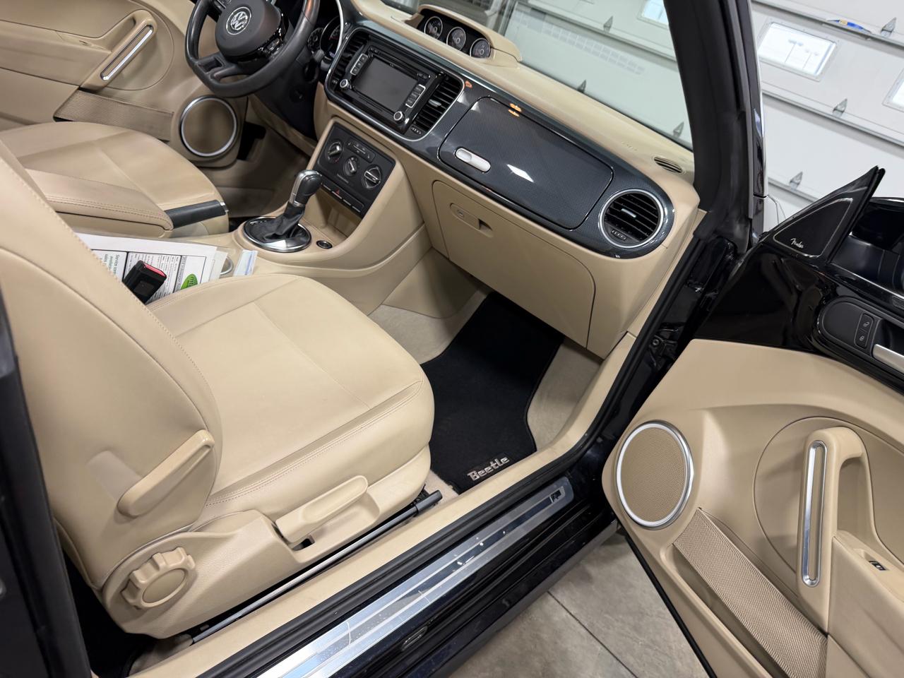 Volkswagen Beetle Convertible 2dr DSG 2.0T R-Line 2014