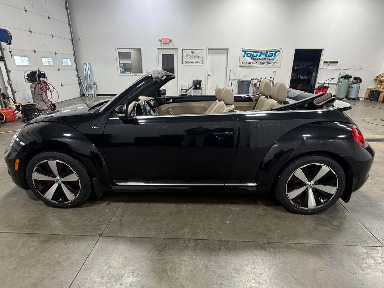 Volkswagen Beetle Convertible 2dr DSG 2.0T R-Line 2014