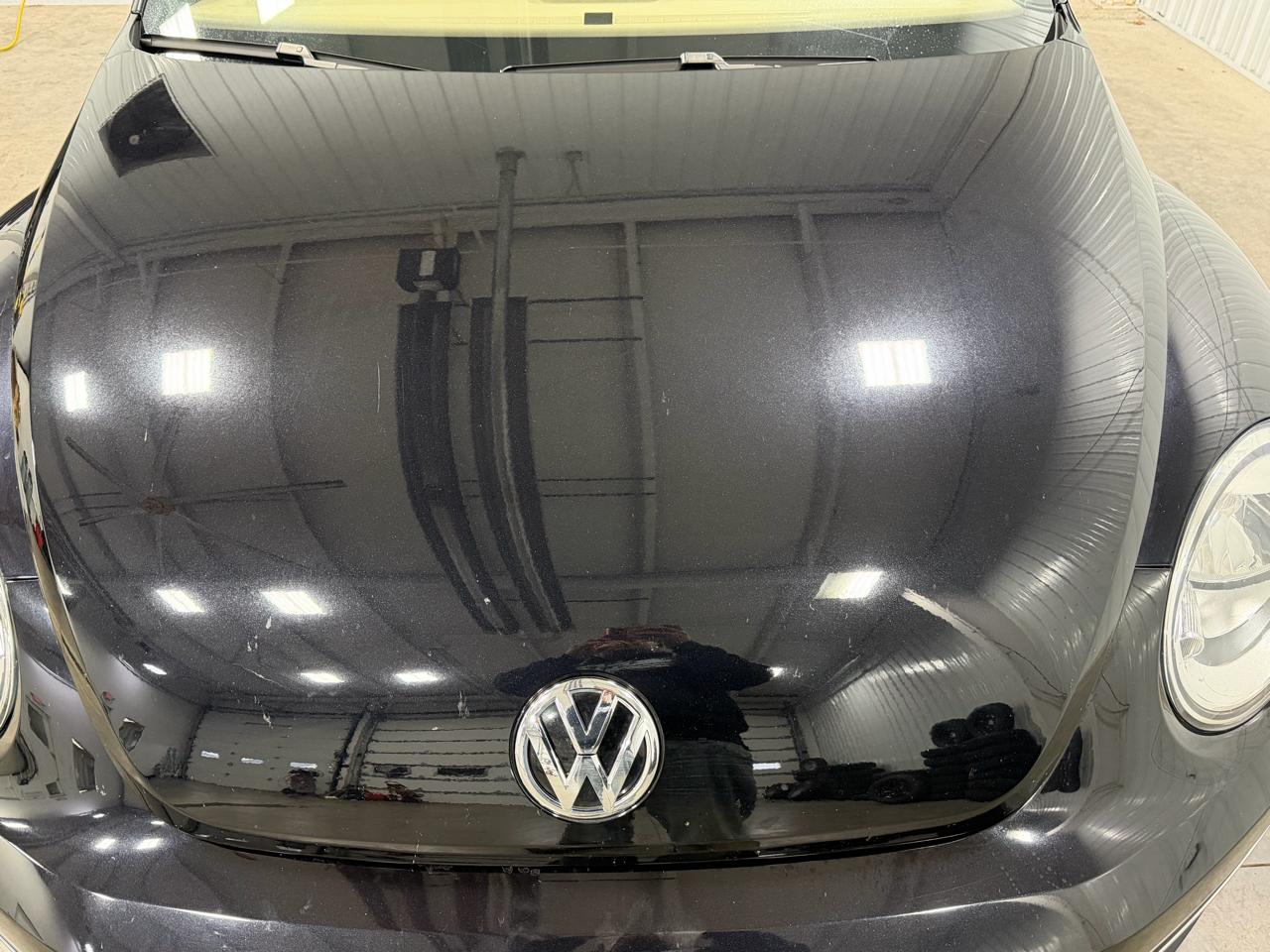 Volkswagen Beetle Convertible 2dr DSG 2.0T R-Line 2014