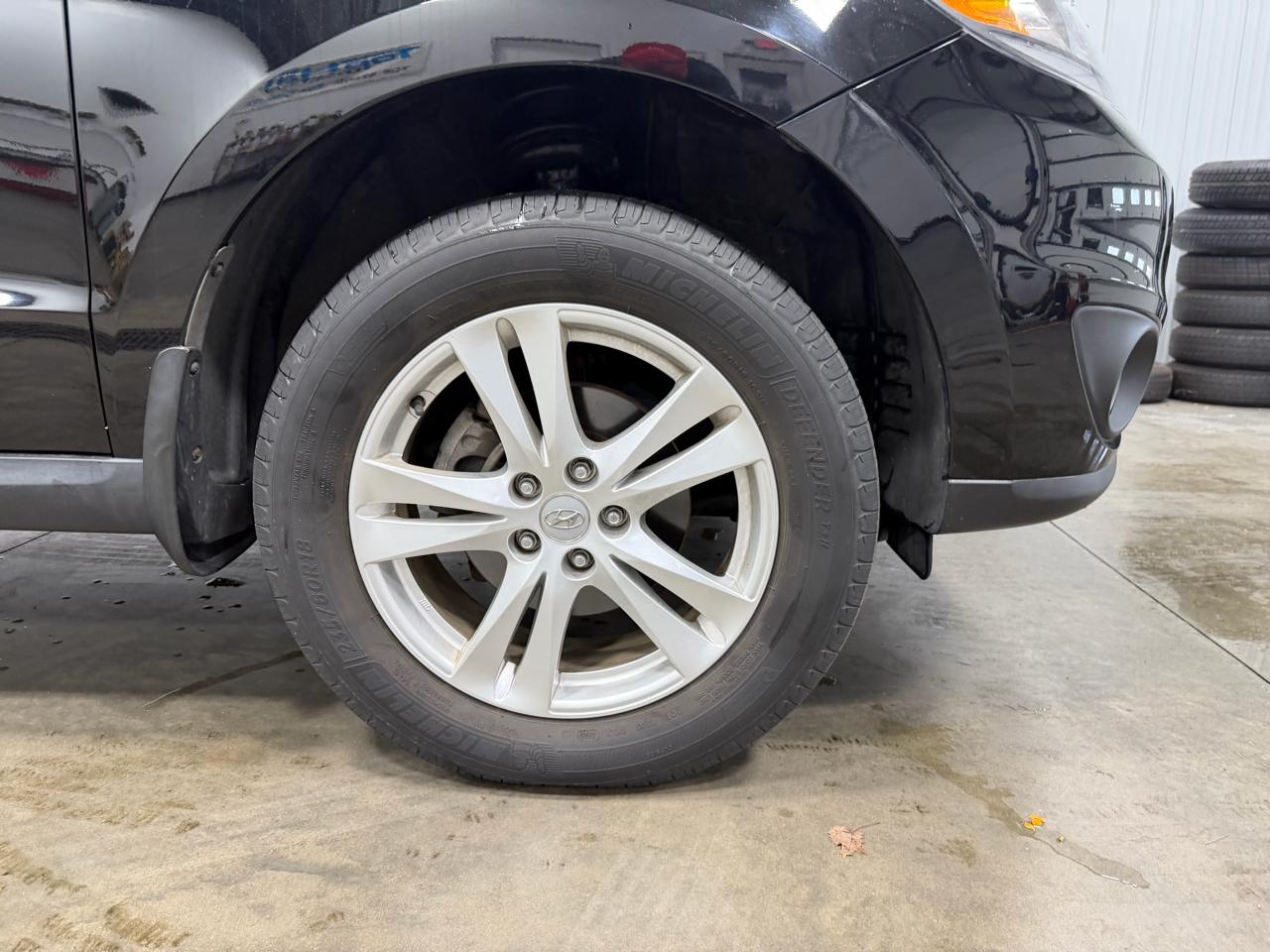 Hyundai Santa Fe FWD 4dr V6 SE 2012