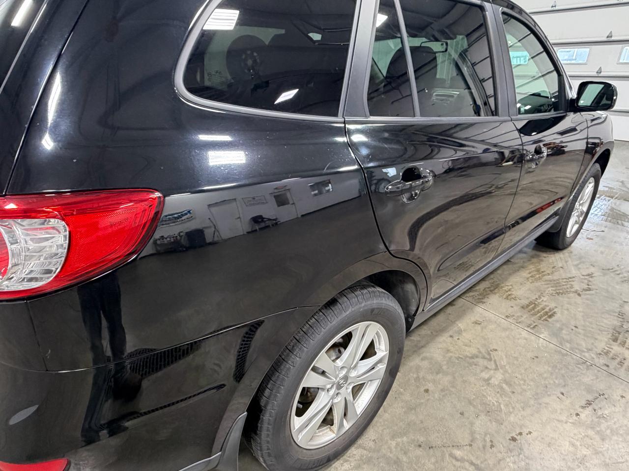 Hyundai Santa Fe FWD 4dr V6 SE 2012