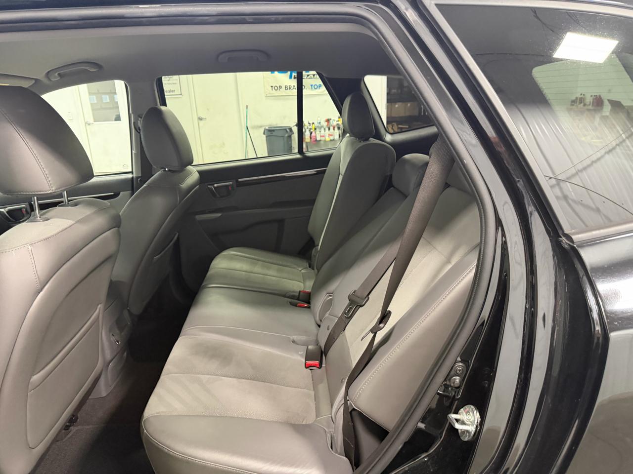 Hyundai Santa Fe FWD 4dr V6 SE 2012