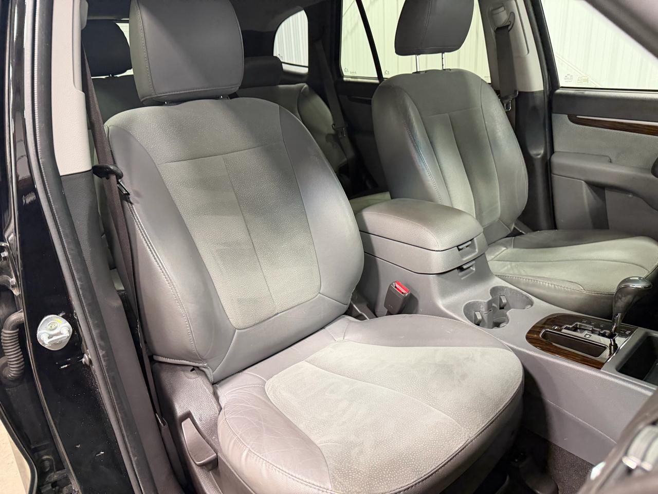 Hyundai Santa Fe FWD 4dr V6 SE 2012