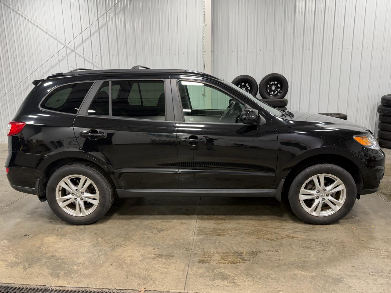 Hyundai Santa Fe FWD 4dr V6 SE 2012