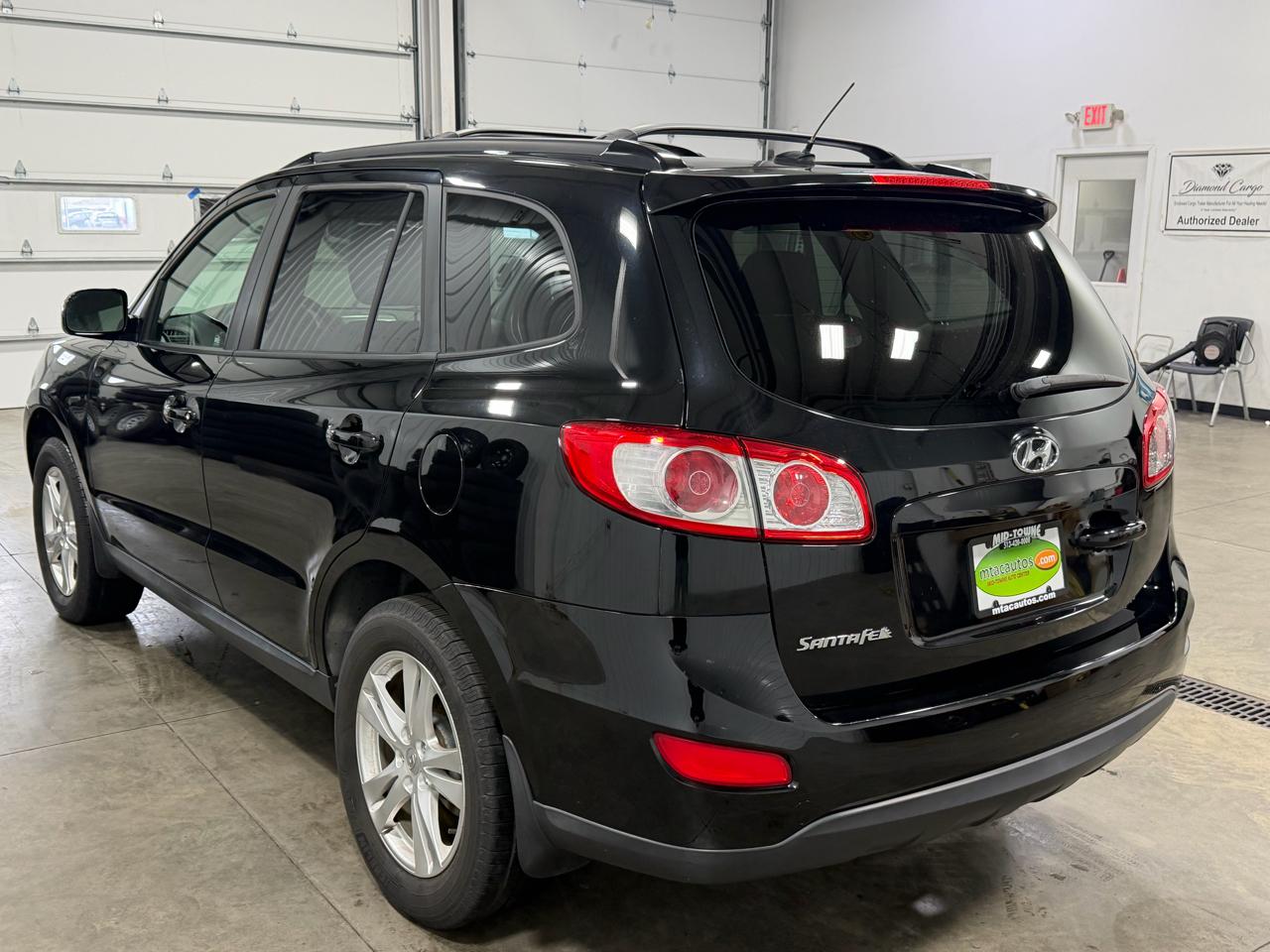 Hyundai Santa Fe FWD 4dr V6 SE 2012