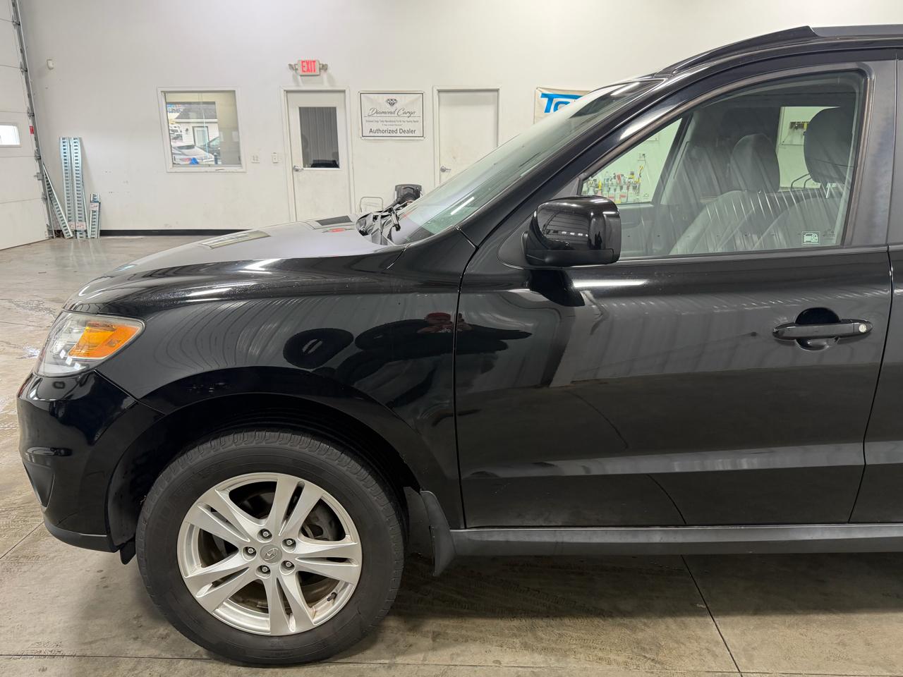 Hyundai Santa Fe FWD 4dr V6 SE 2012