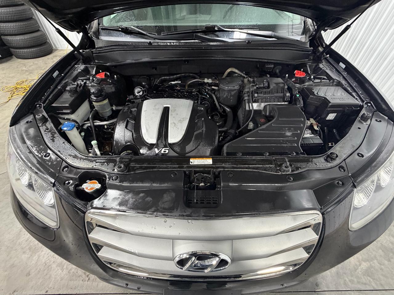 Hyundai Santa Fe FWD 4dr V6 SE 2012