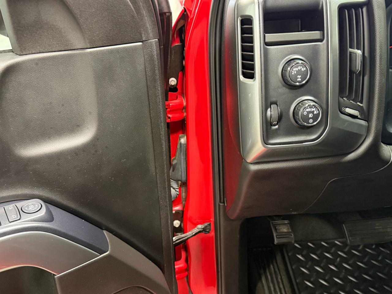 Chevrolet Silverado 1500 4WD Double Cab 143.5" LT w/1LT 2017